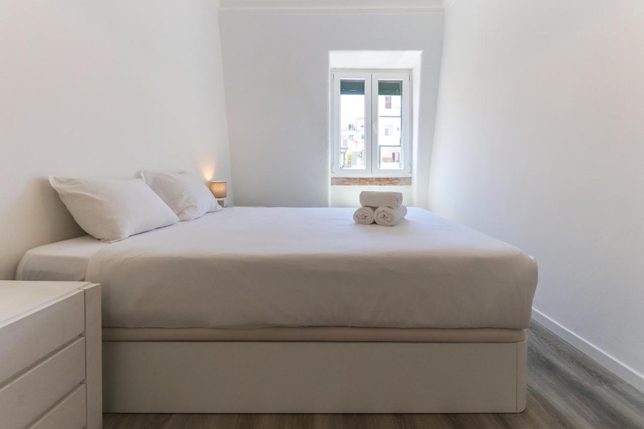 Estrela Panoramic View By Homing Apartment Lisbon Bagian luar foto